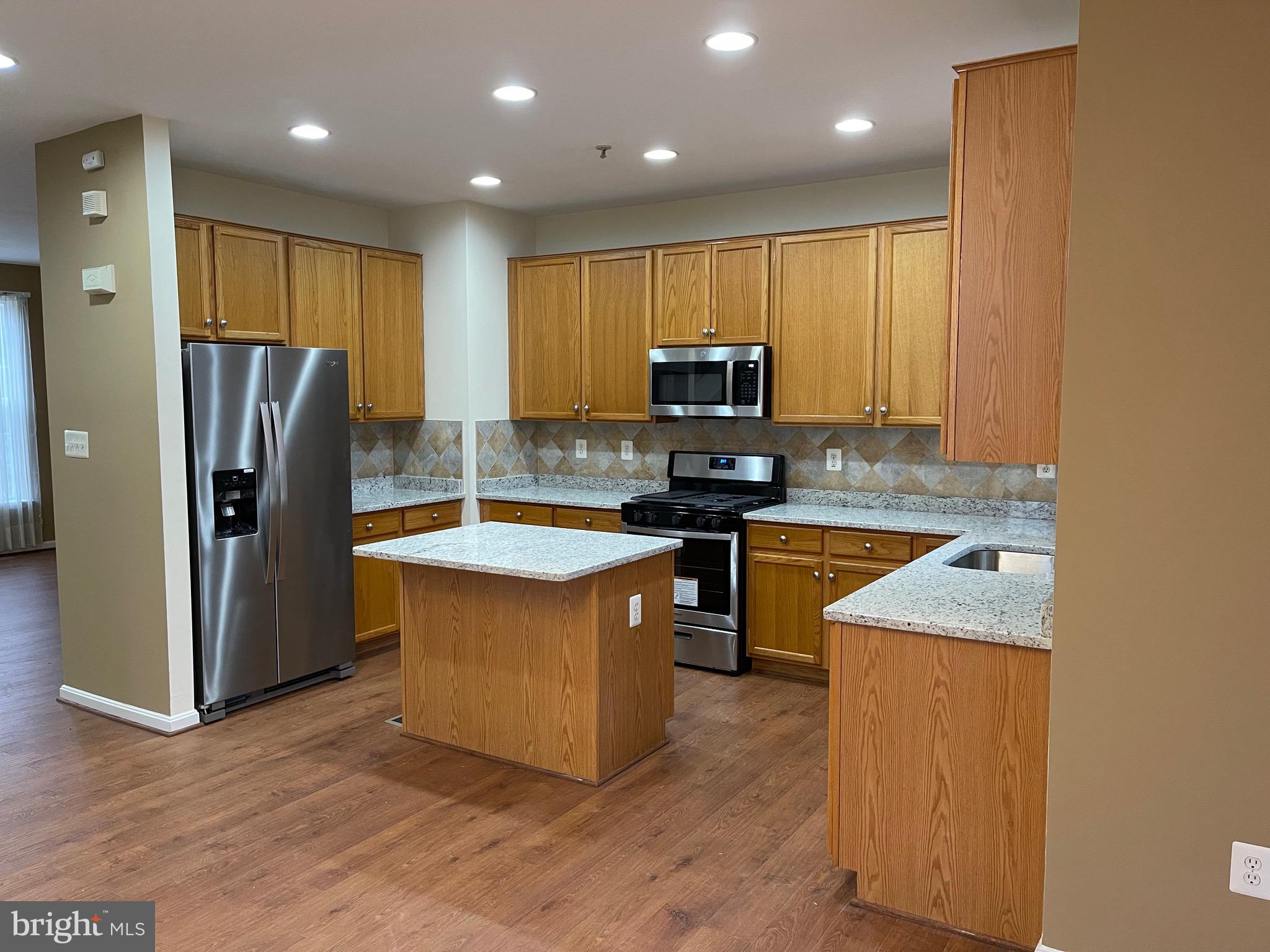 GERMANTOWN STATION - Residential Lease