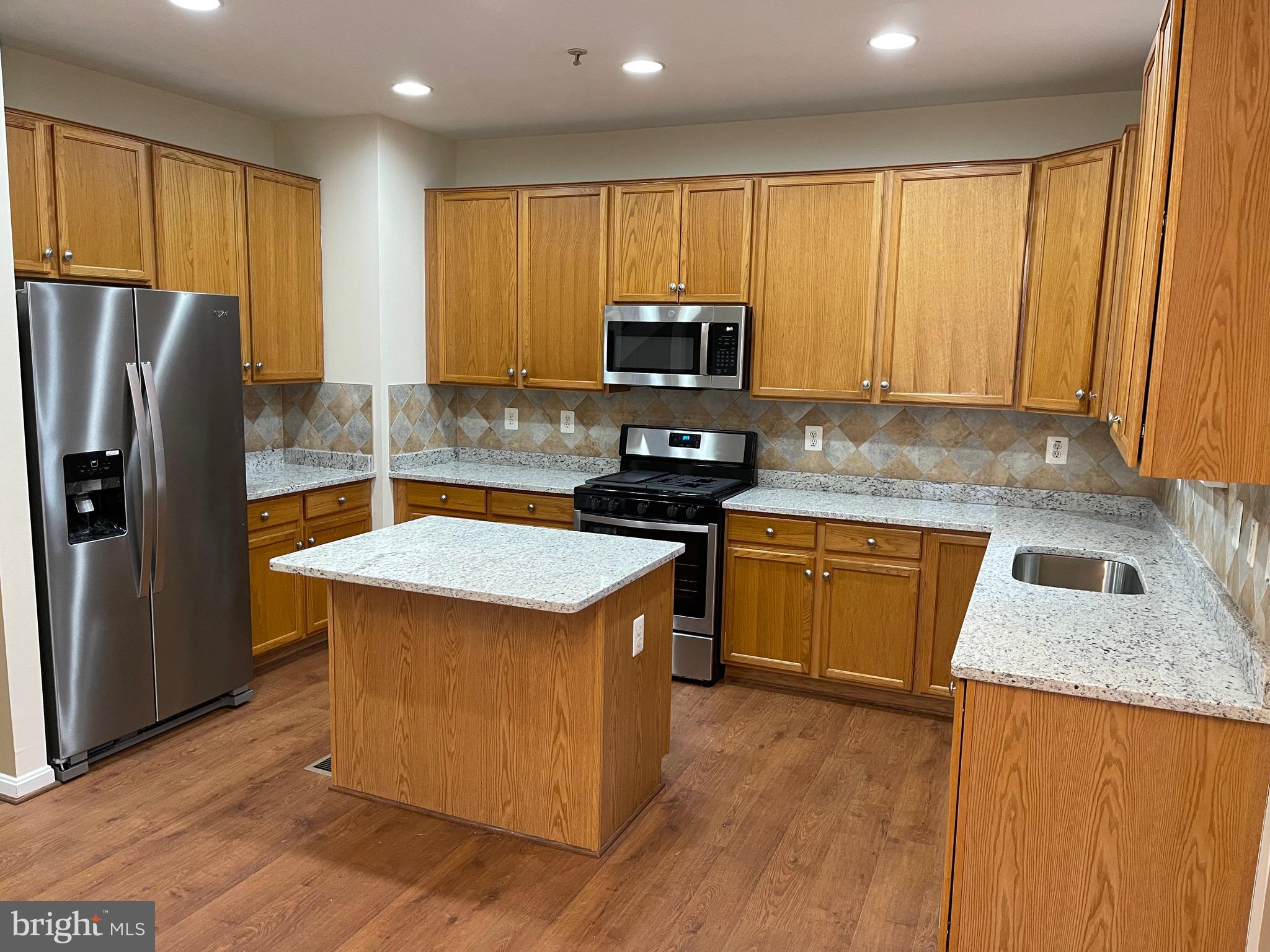 GERMANTOWN STATION - Residential Lease