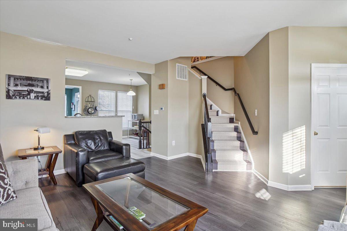 DEARBOUGHT - Residential