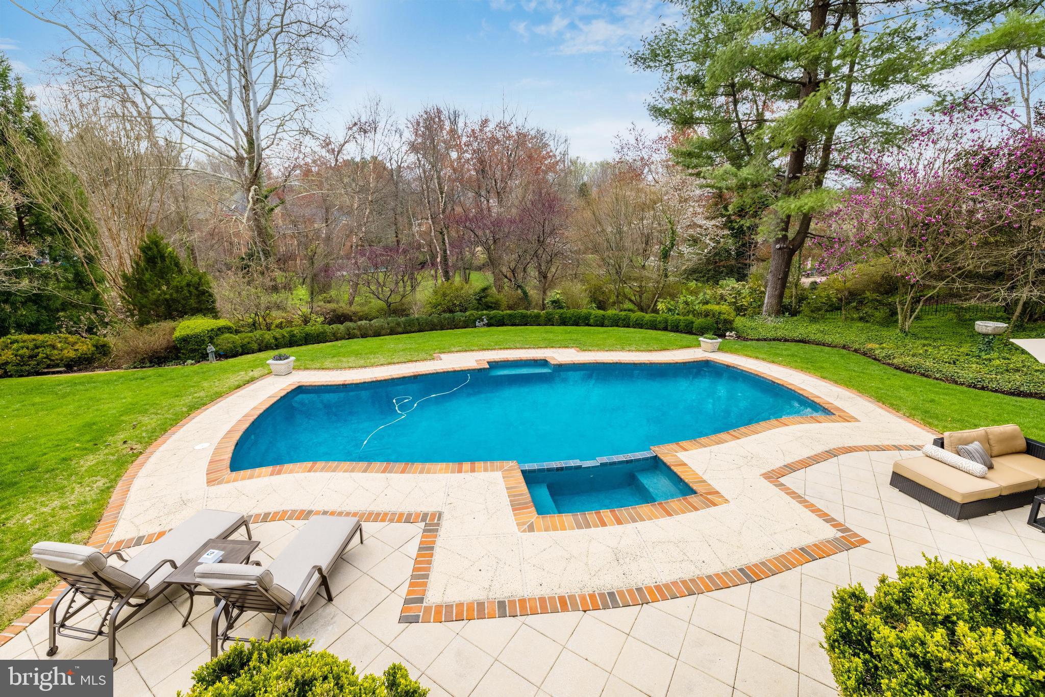 OLDE SWINKS MILL ESTATES - Residential