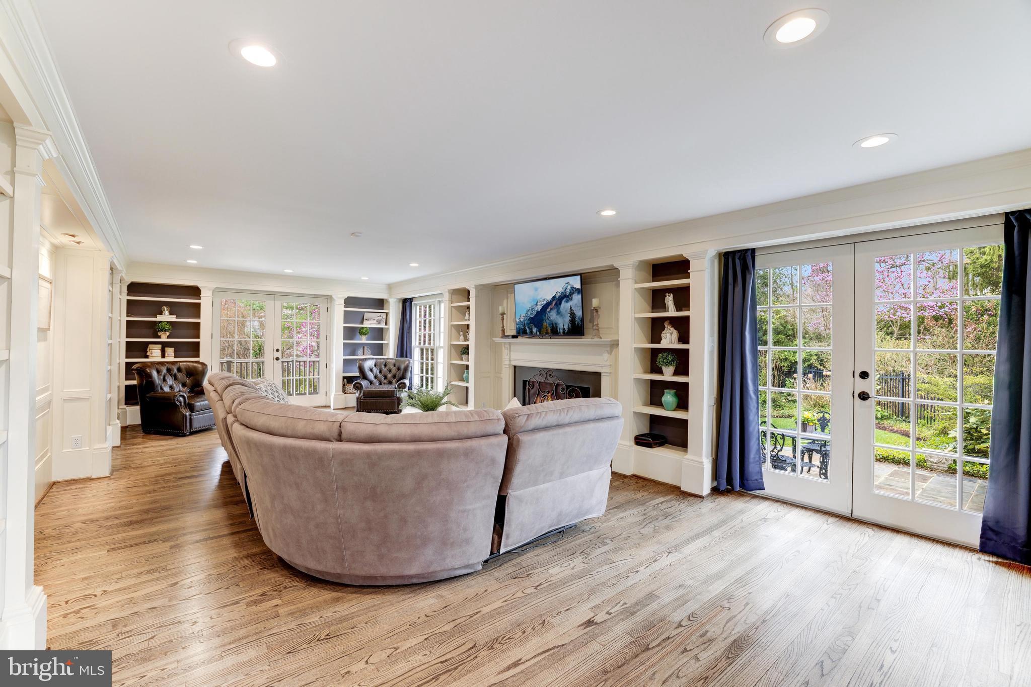 OLDE SWINKS MILL ESTATES - Residential