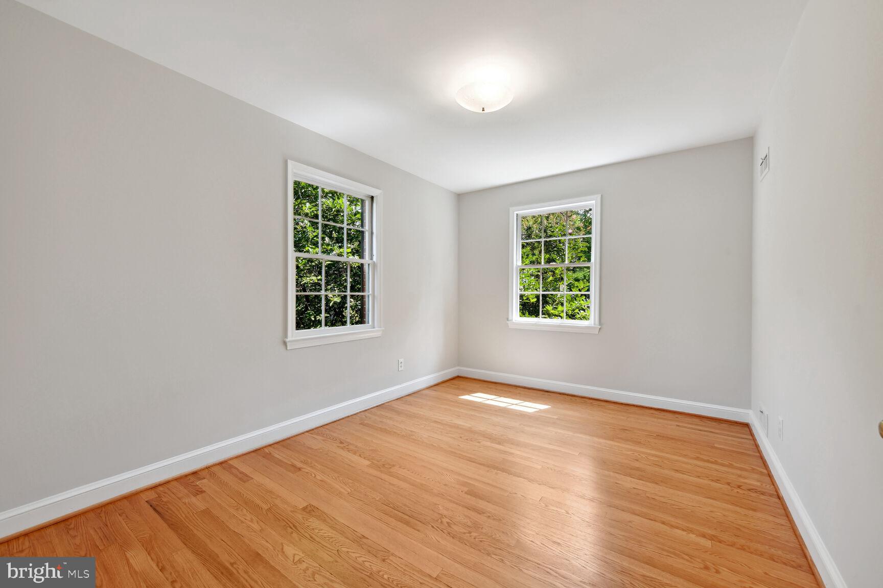 WESTMORELAND HILLS - Residential