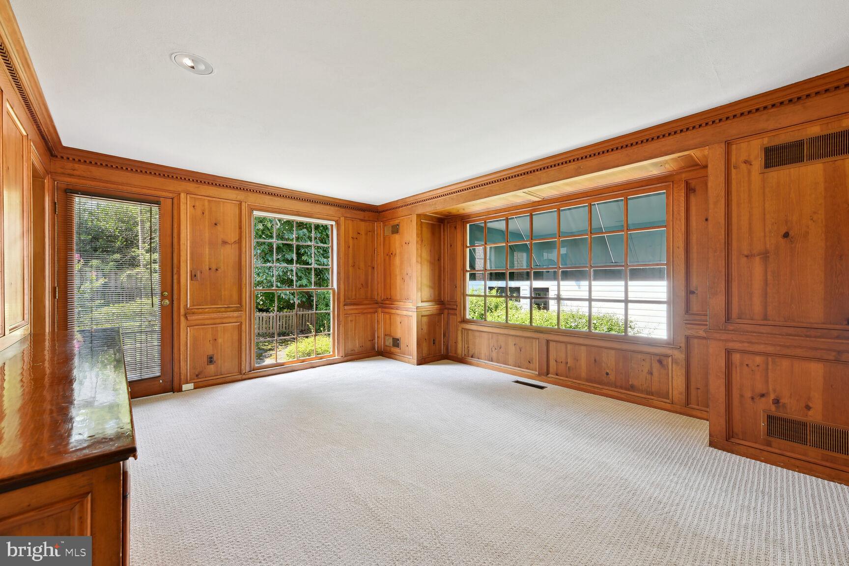 WESTMORELAND HILLS - Residential