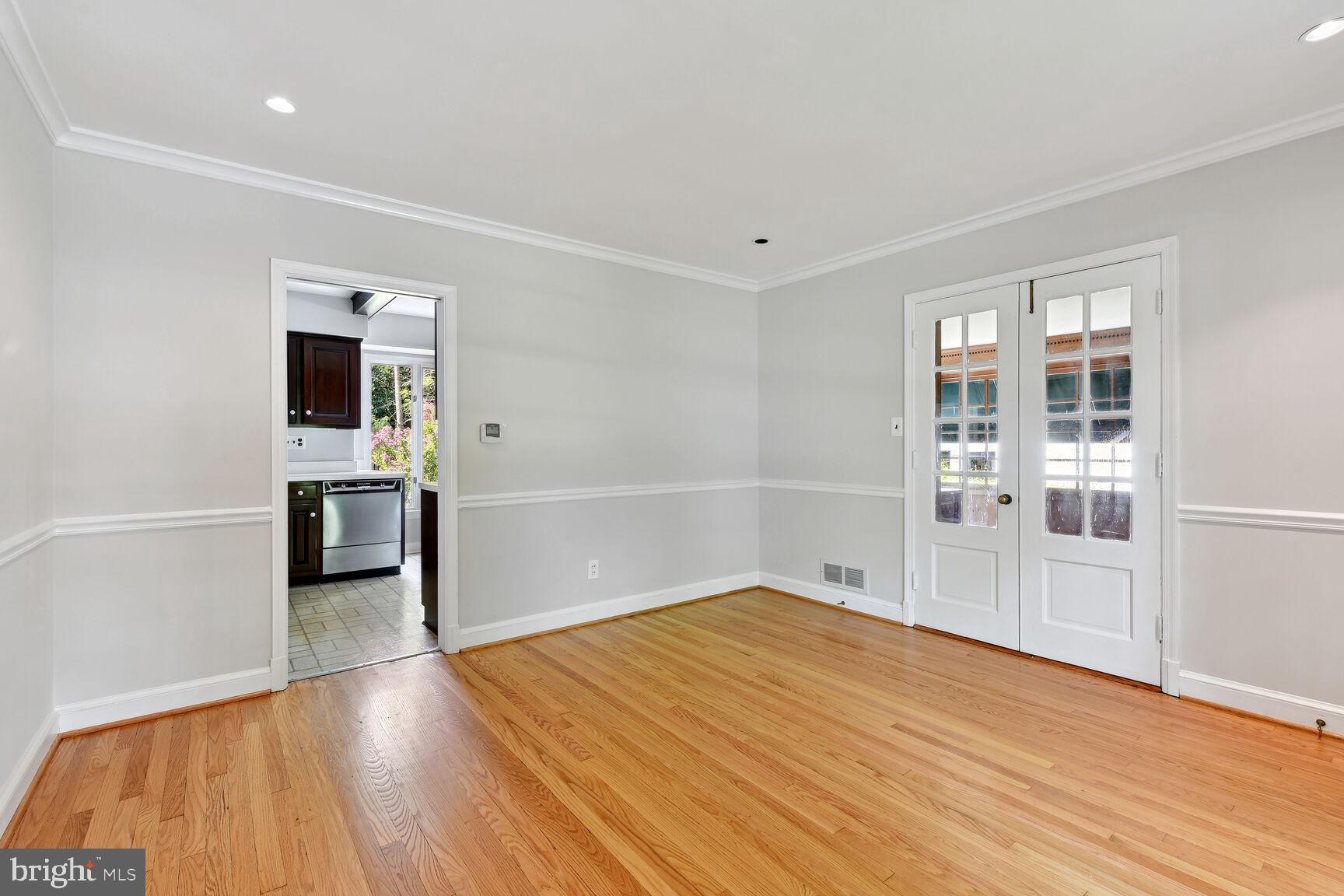 WESTMORELAND HILLS - Residential