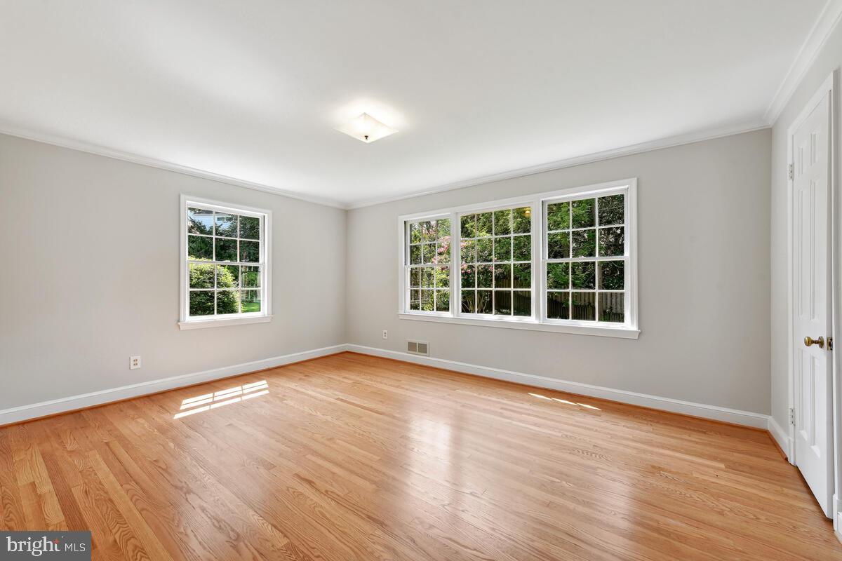 WESTMORELAND HILLS - Residential