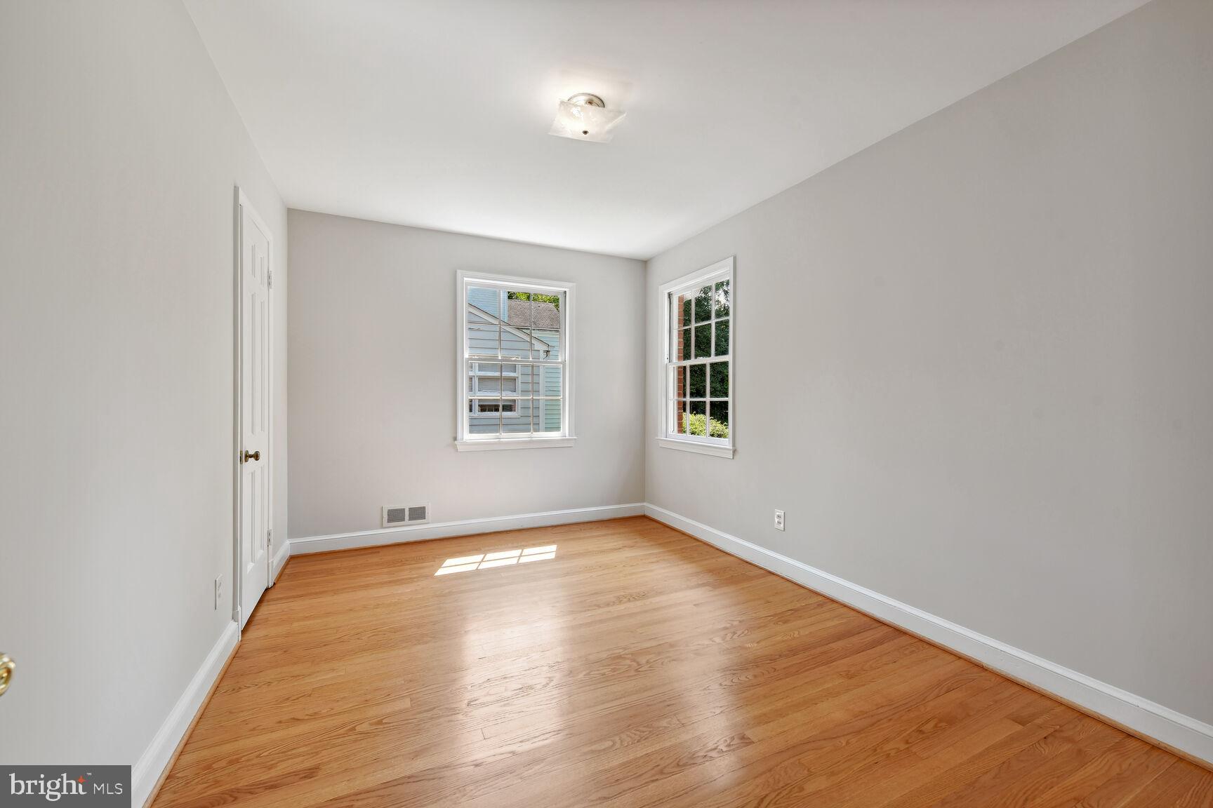 WESTMORELAND HILLS - Residential