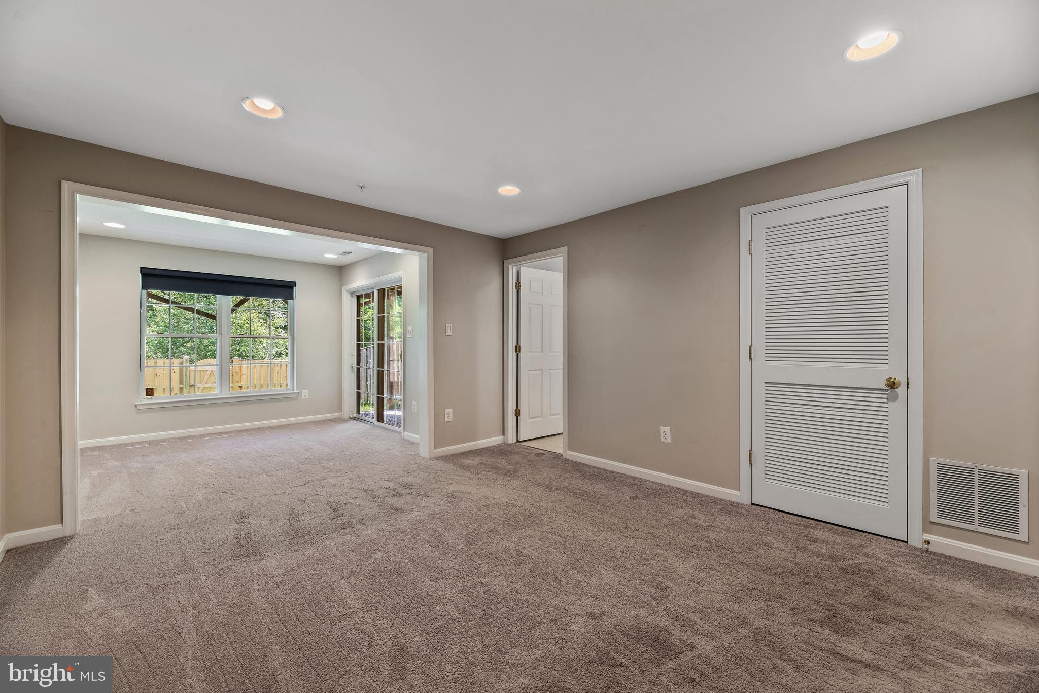 CHAPEL GROVE - Residential