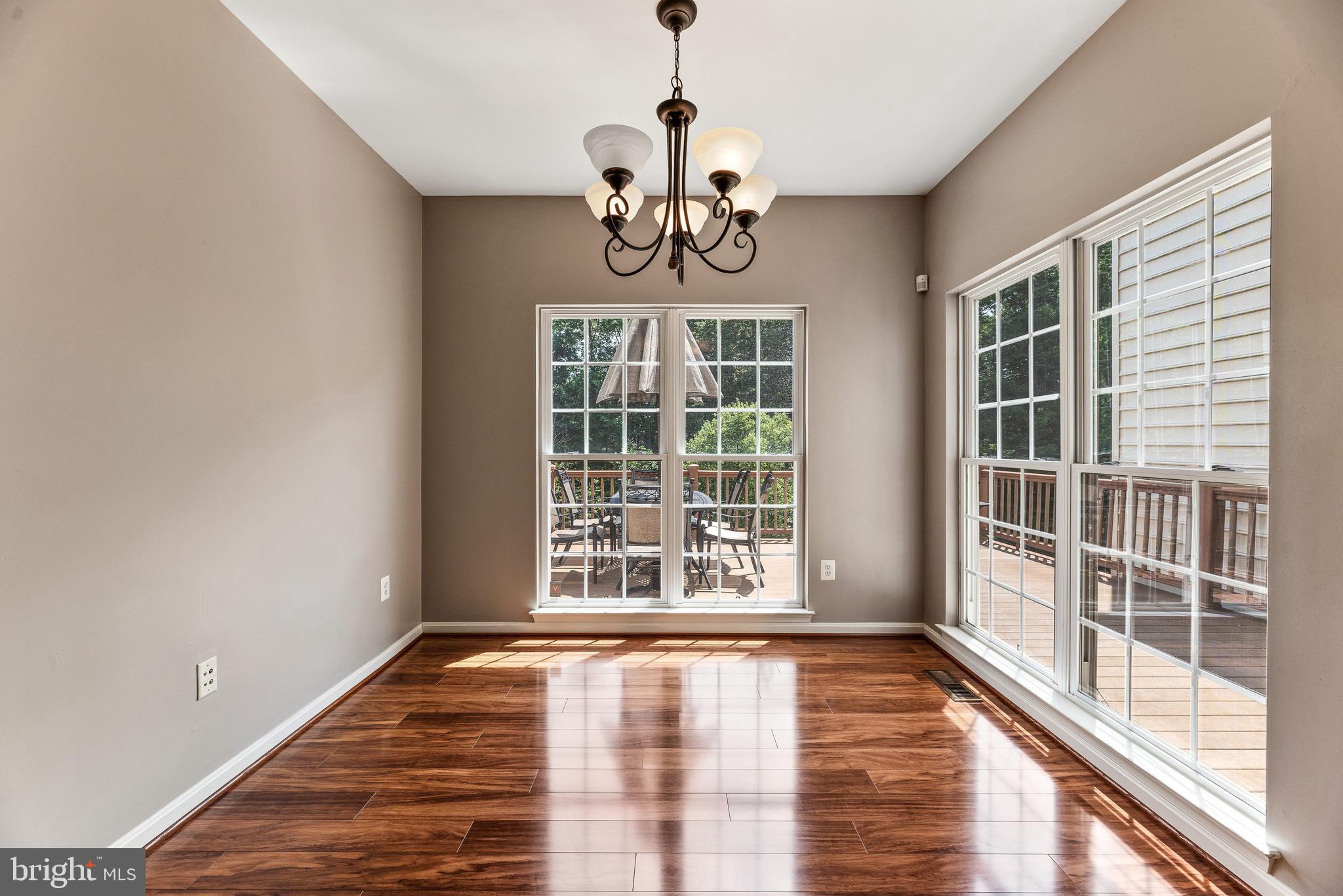 CHAPEL GROVE - Residential