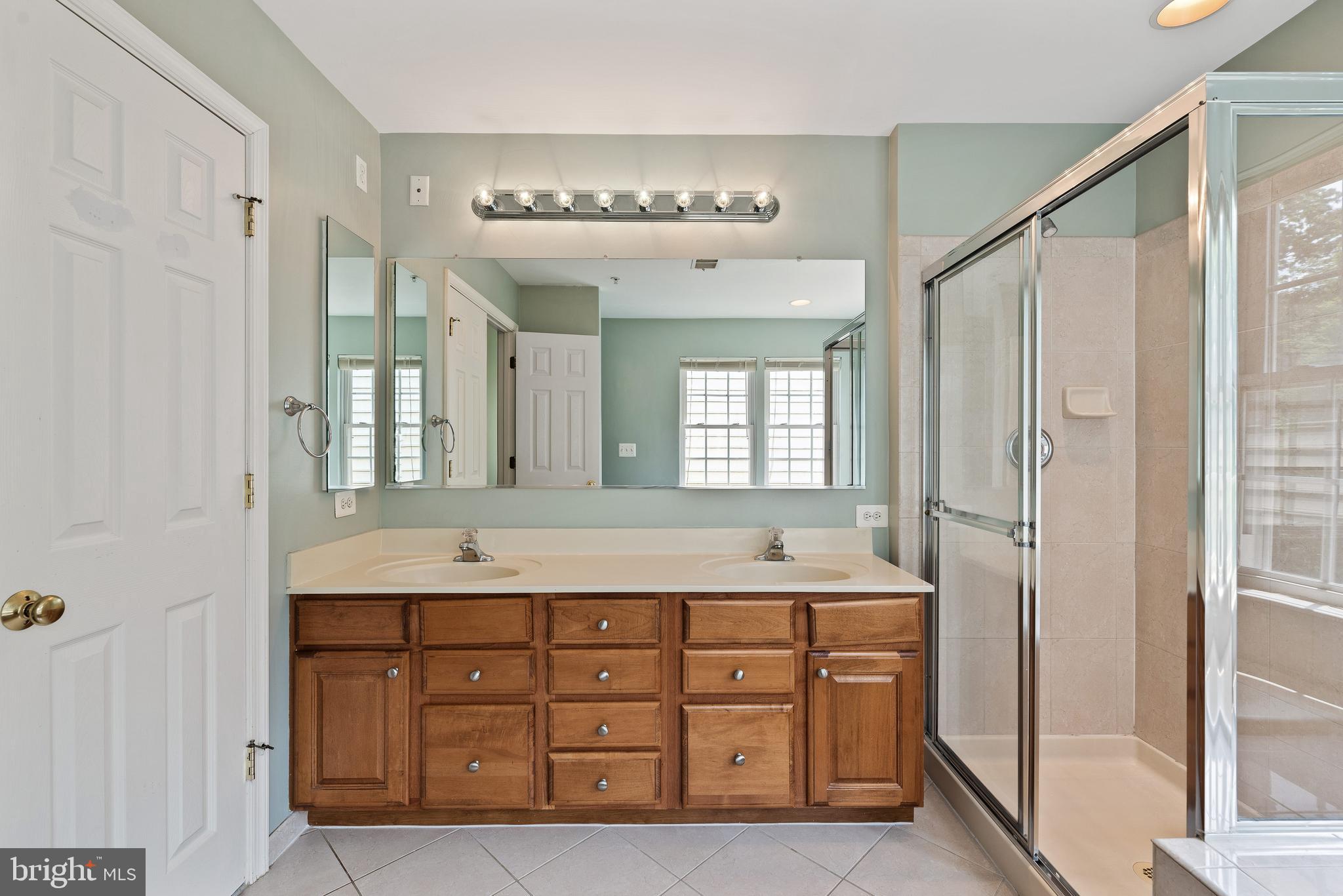 CHAPEL GROVE - Residential