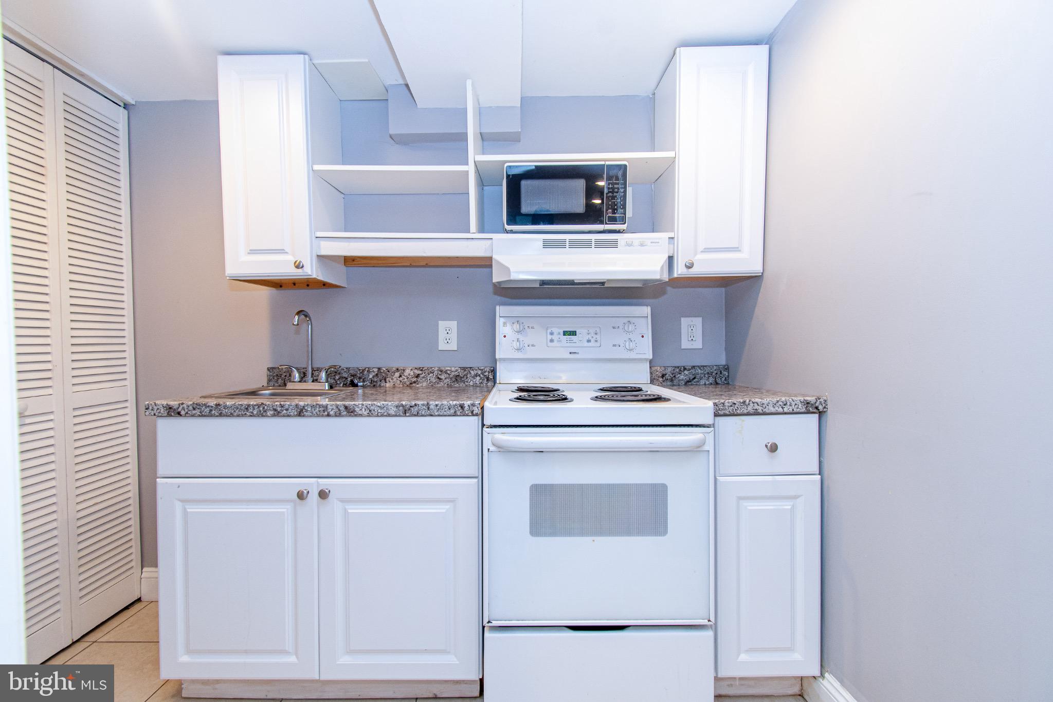 NORTHWOOD - Residential Lease