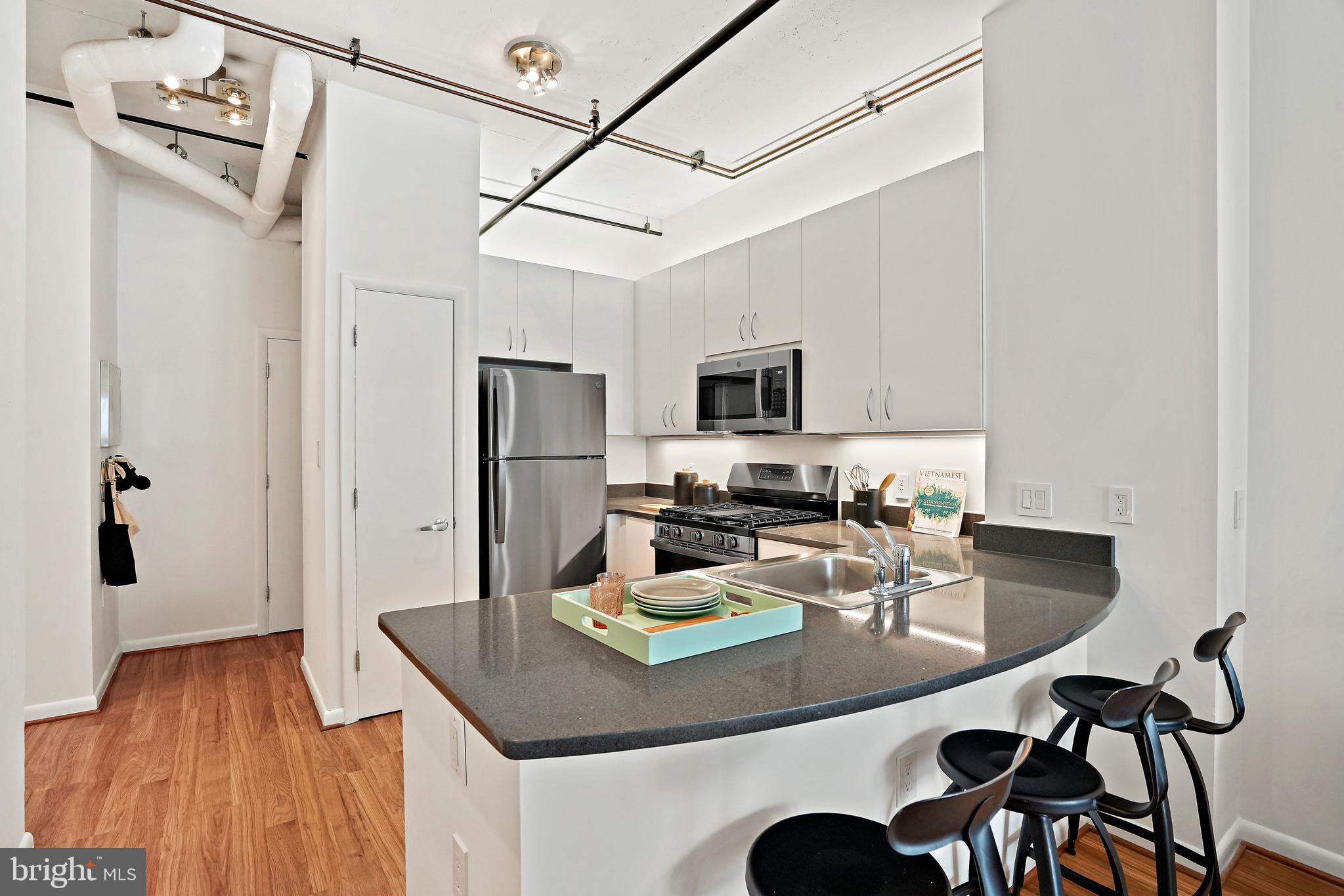 1300 N STREET NW 106