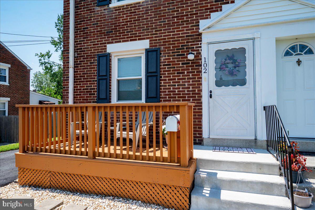 102 KENTUCKY AVENUE