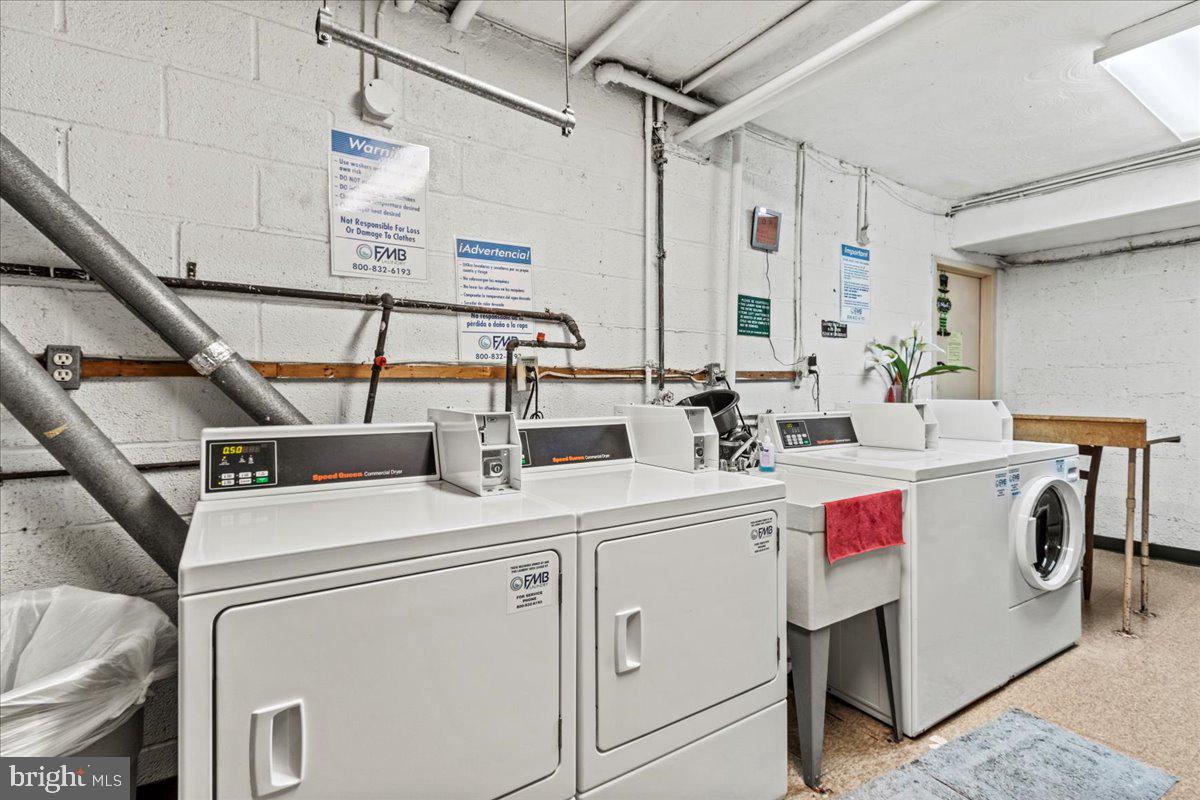 PARK PLACE CONDOMINIUMS - Residential