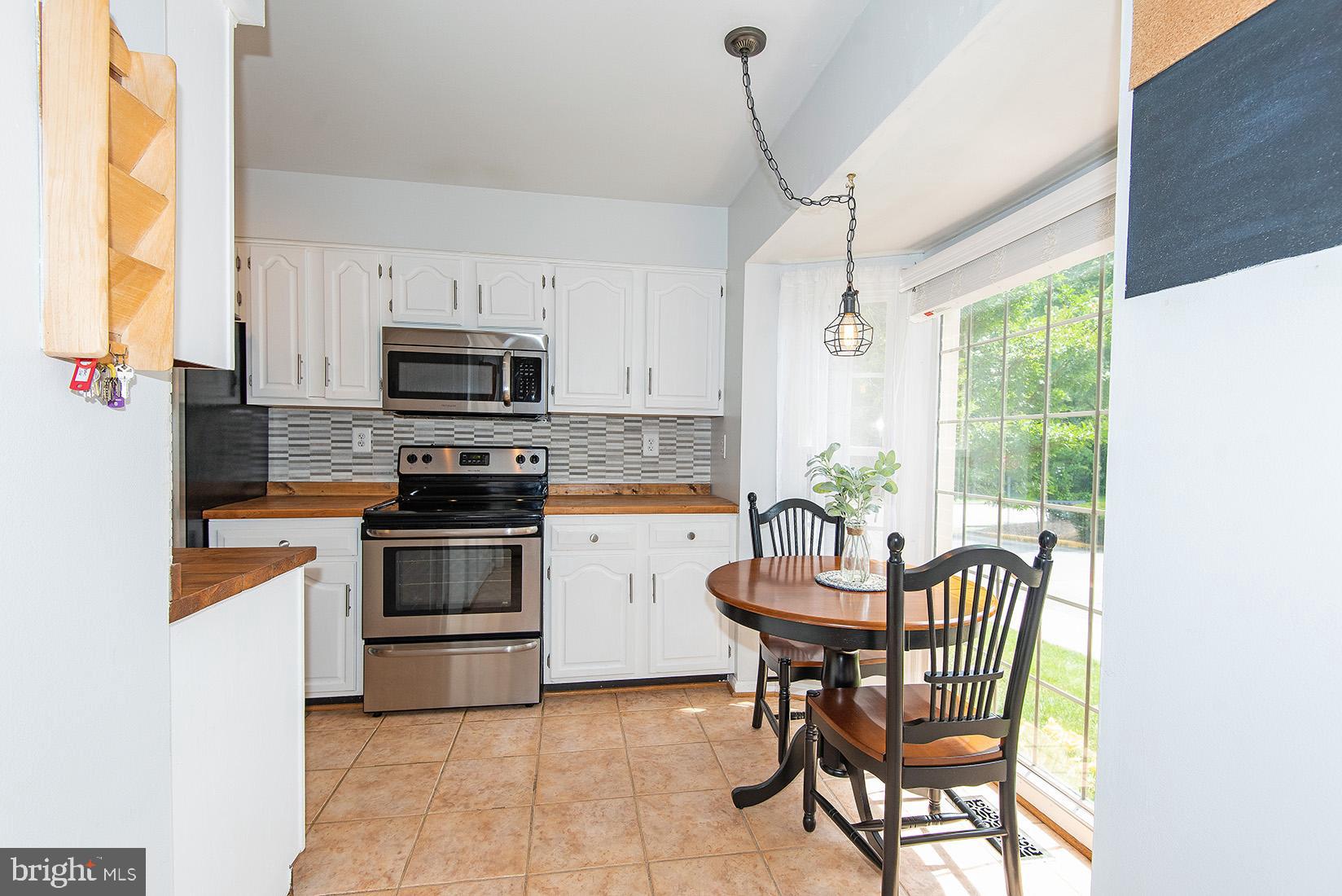 516 ANDREW HILL ROAD