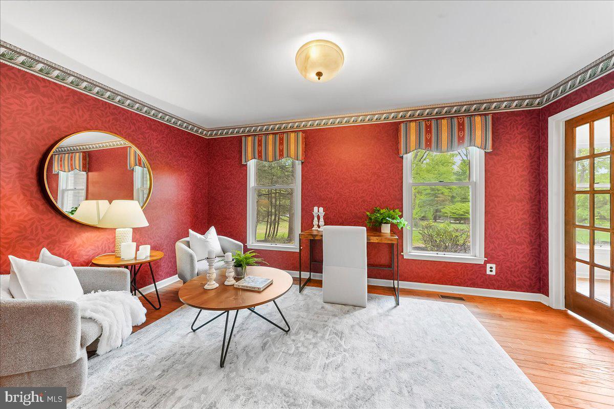 PENNOCK WOODS - Residential