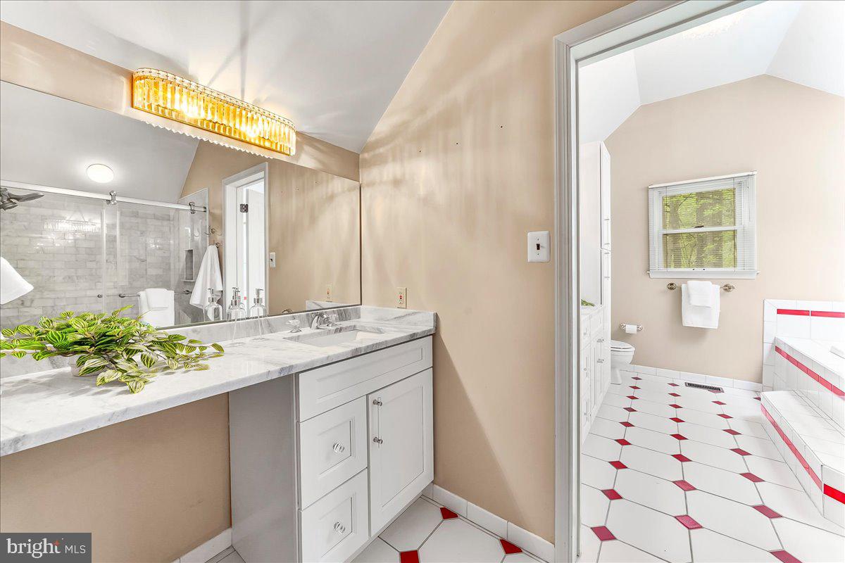 PENNOCK WOODS - Residential