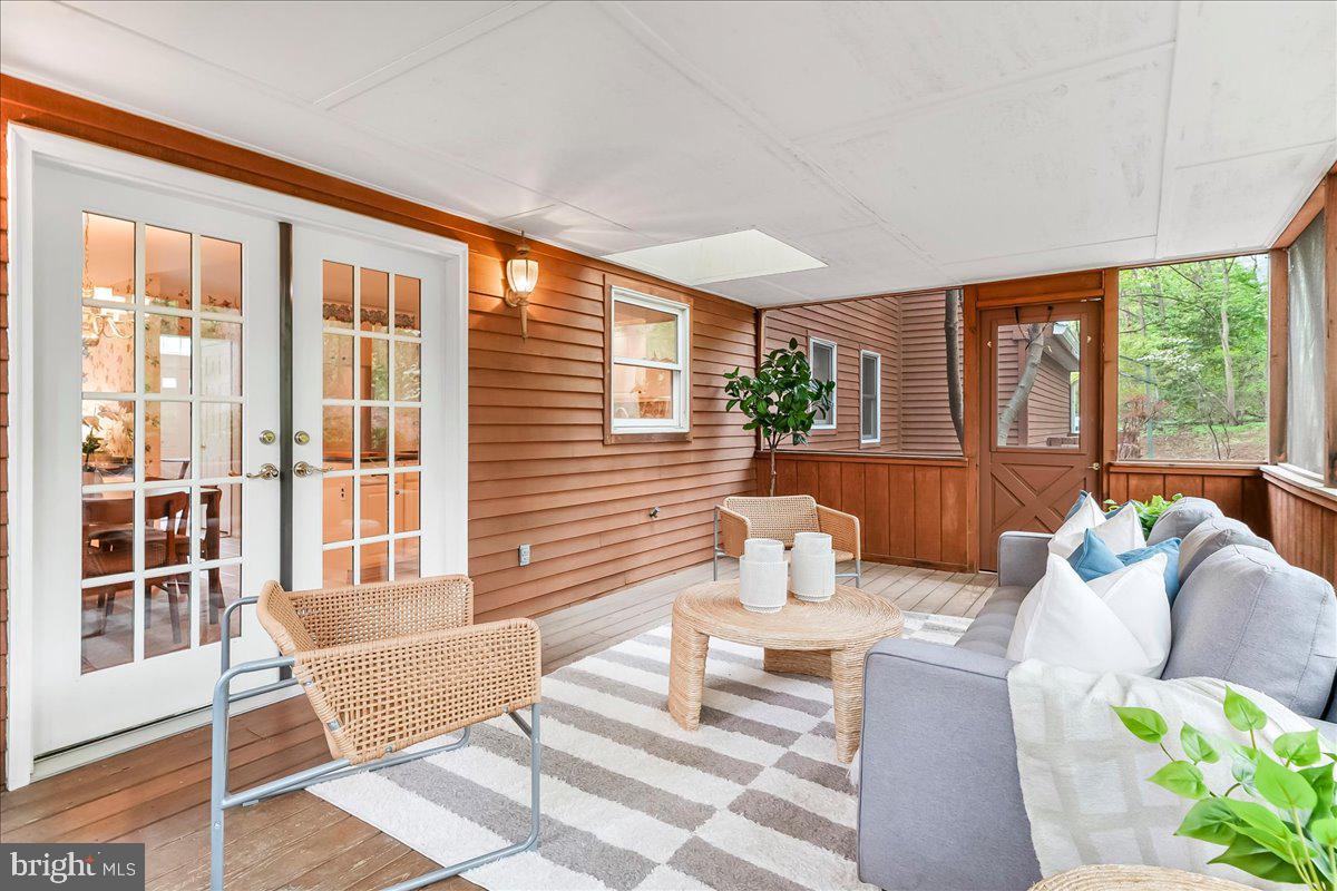 PENNOCK WOODS - Residential