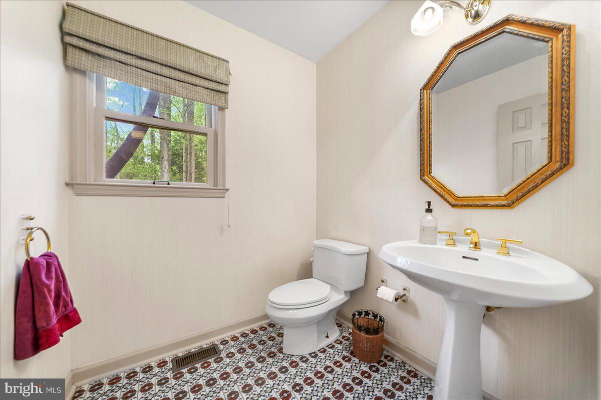 PENNOCK WOODS - Residential