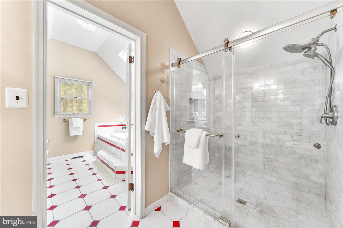 PENNOCK WOODS - Residential