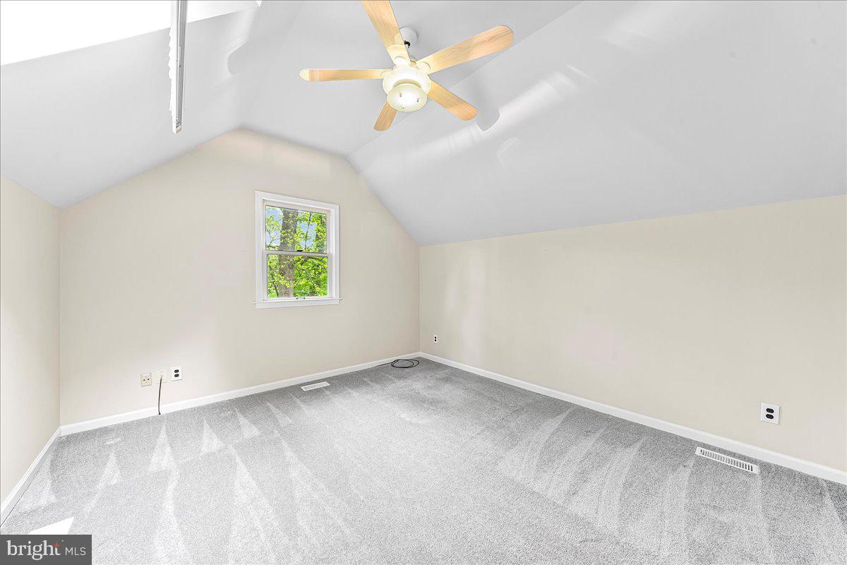 PENNOCK WOODS - Residential