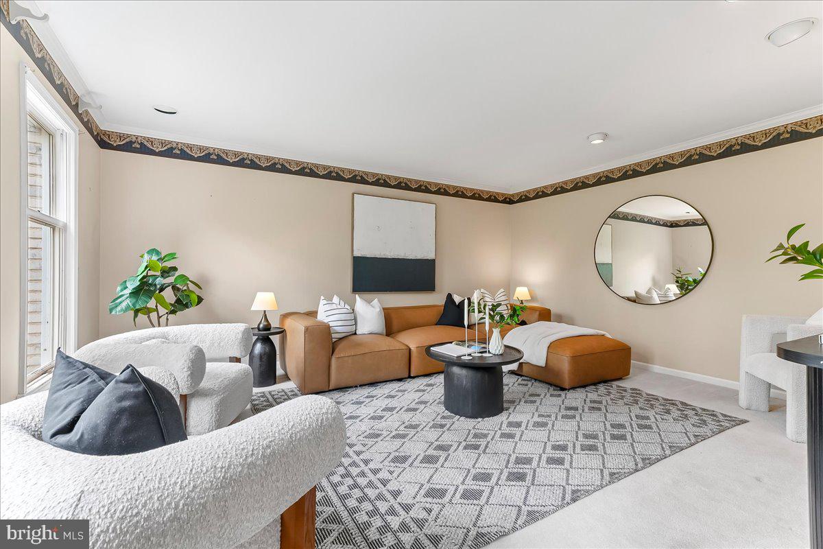 PENNOCK WOODS - Residential