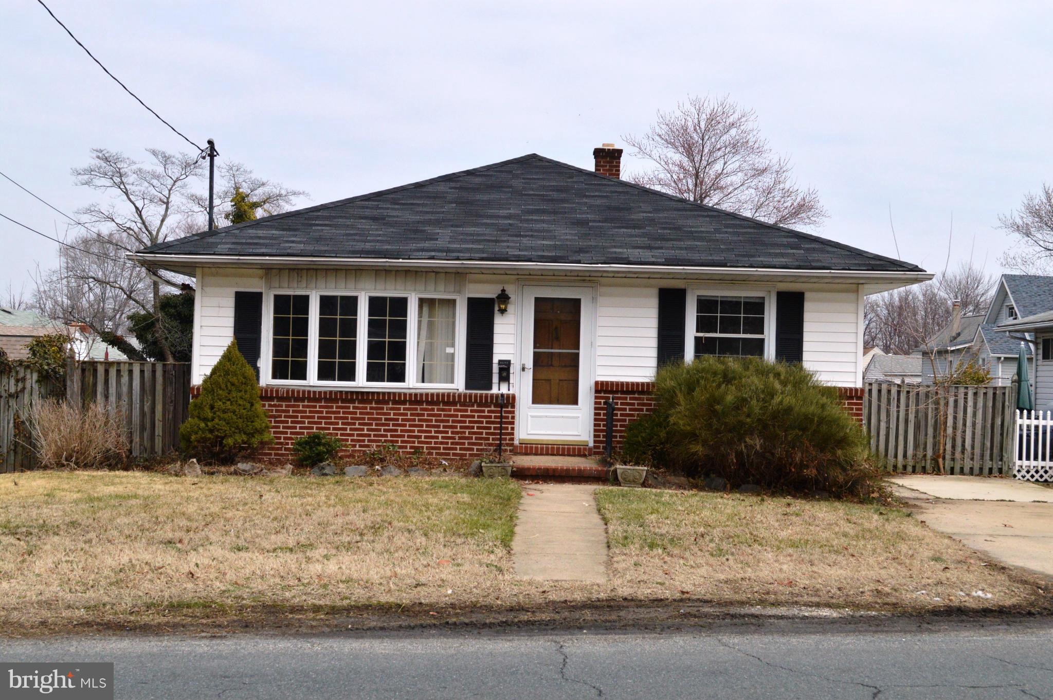 RIVIERA BEACH - Residential