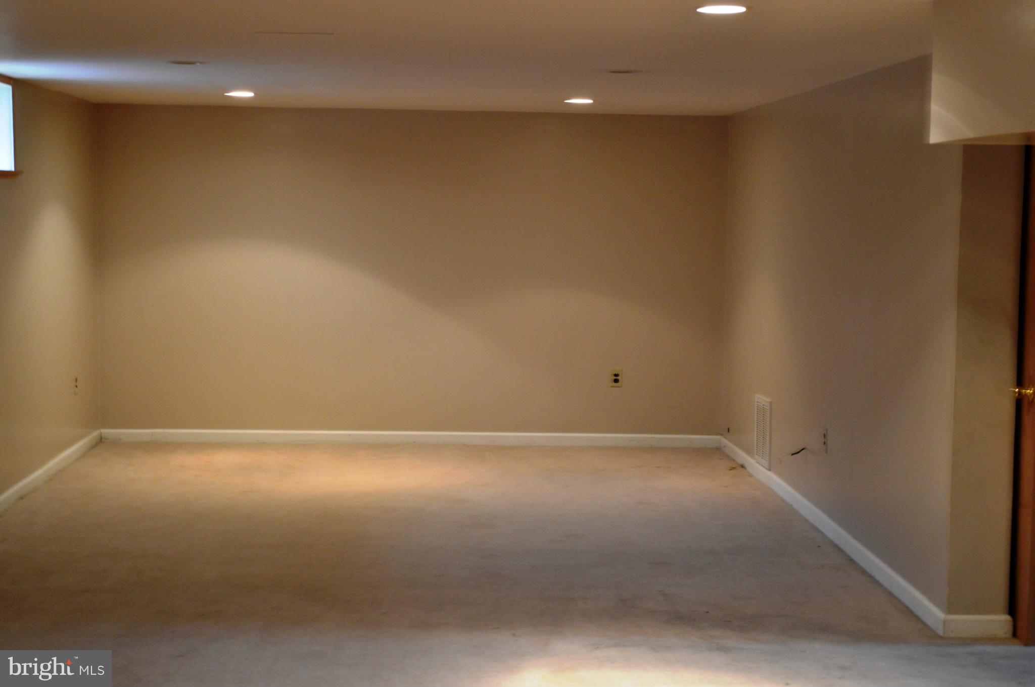 RIVIERA BEACH - Residential