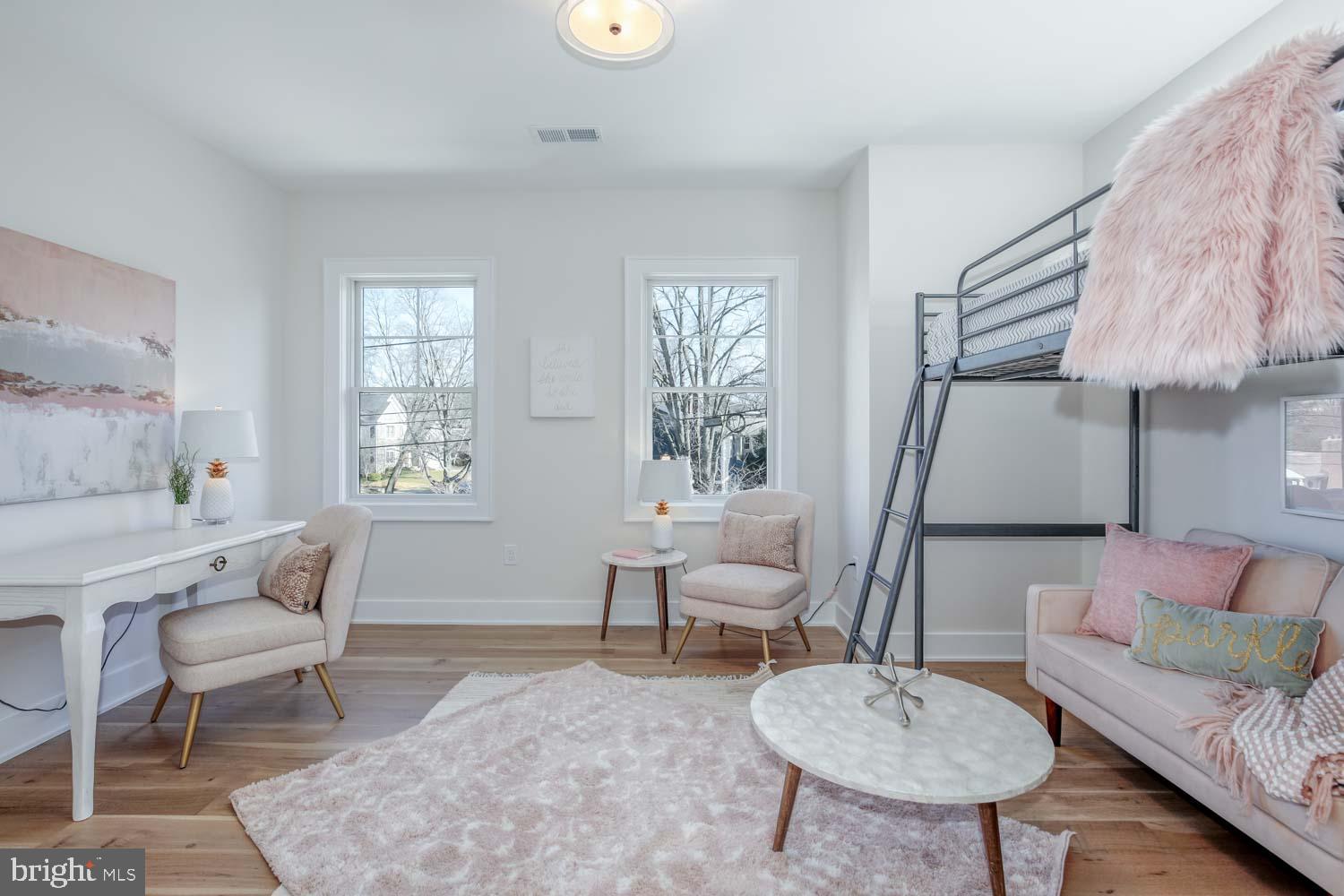 DEVONSHIRE - Residential