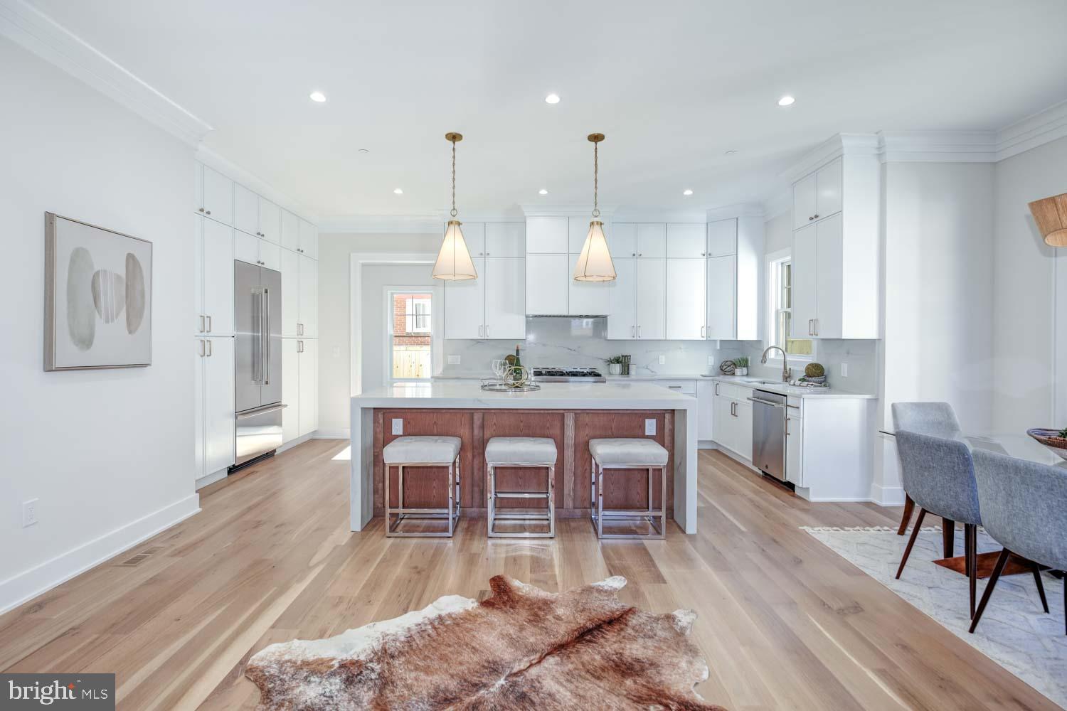 DEVONSHIRE - Residential