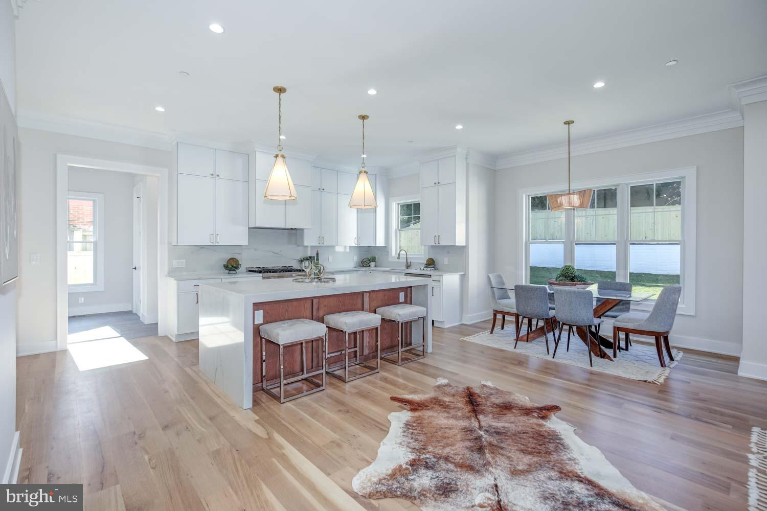 DEVONSHIRE - Residential