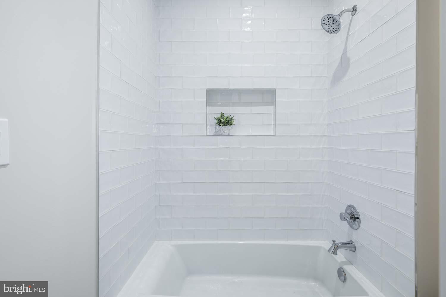 DEVONSHIRE - Residential