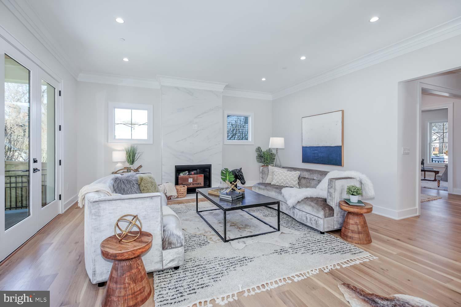 DEVONSHIRE - Residential