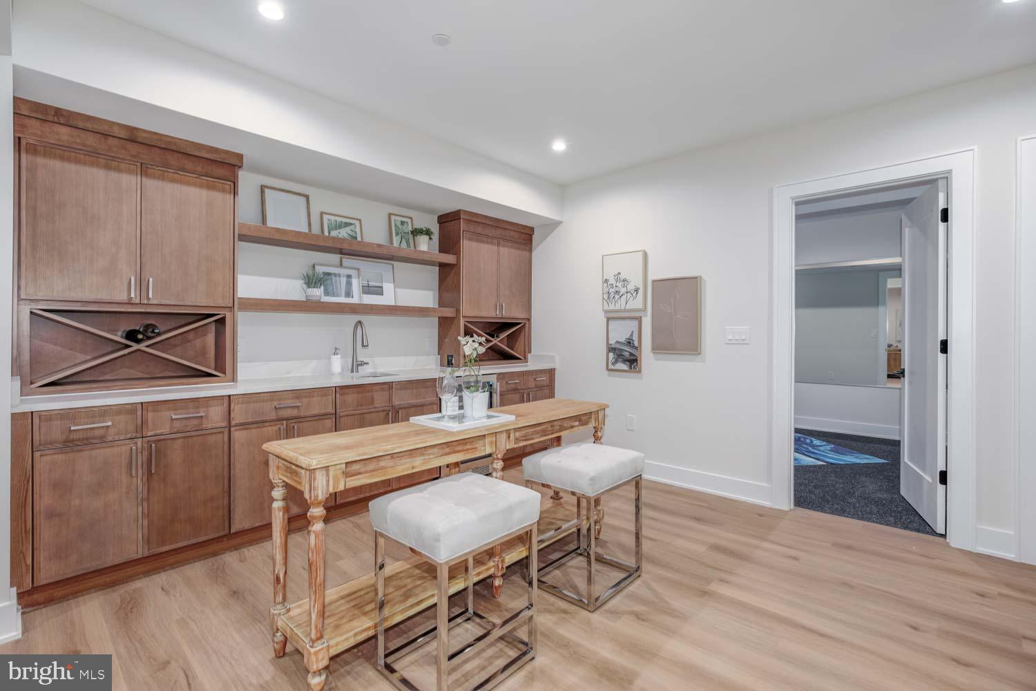 DEVONSHIRE - Residential