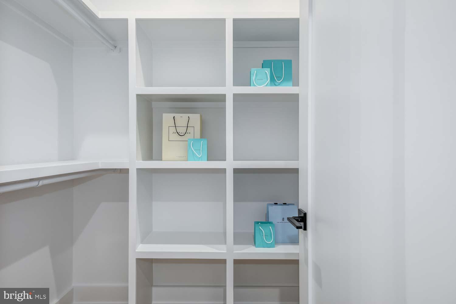 DEVONSHIRE - Residential