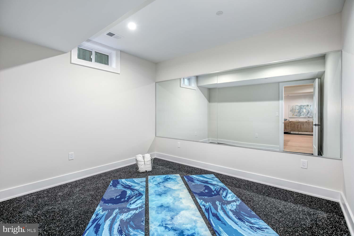 DEVONSHIRE - Residential