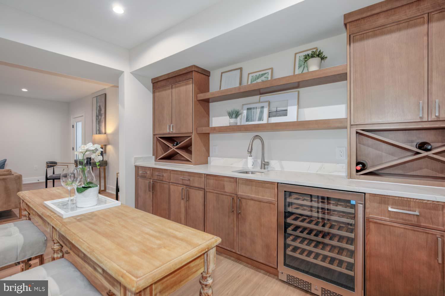 DEVONSHIRE - Residential