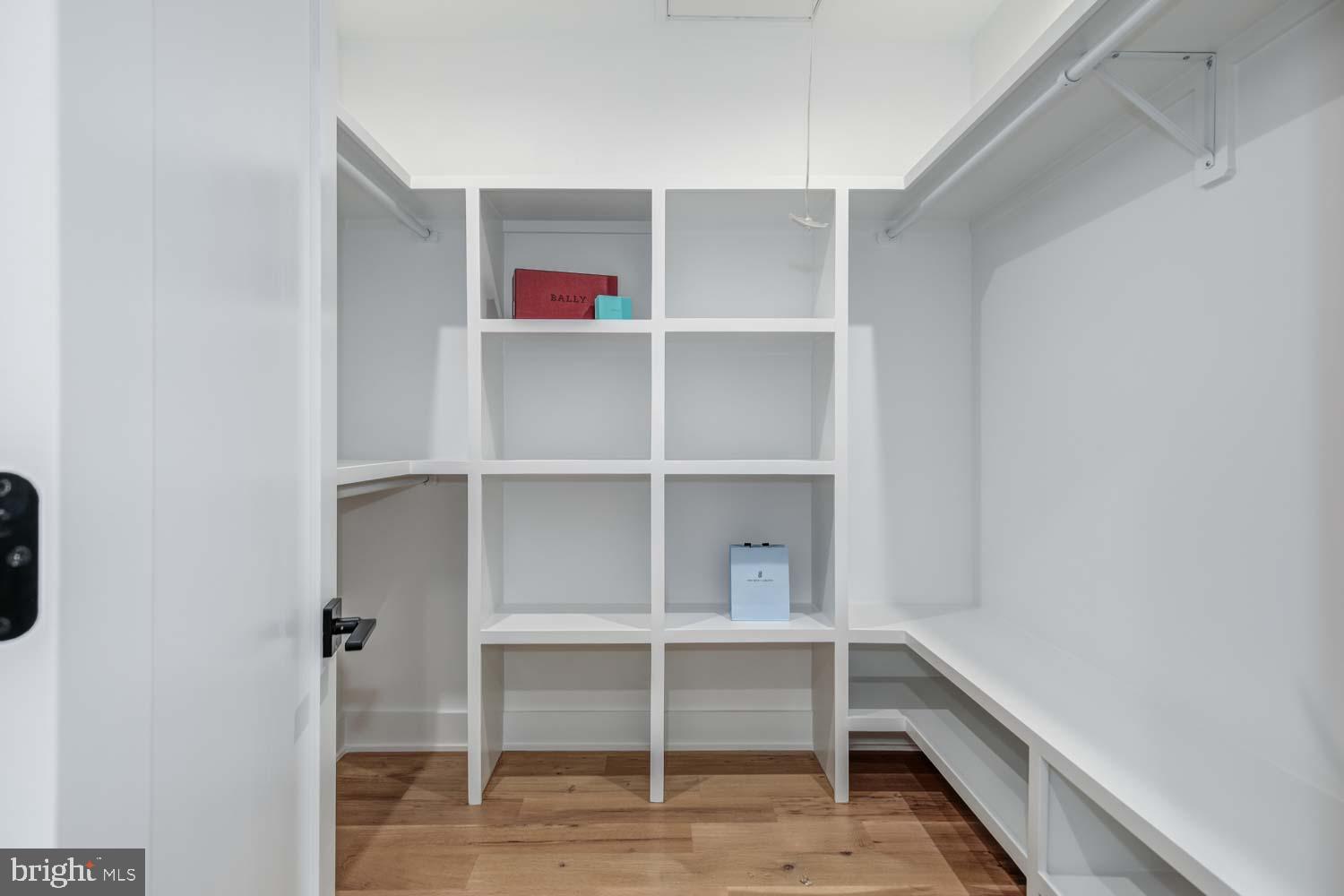 DEVONSHIRE - Residential