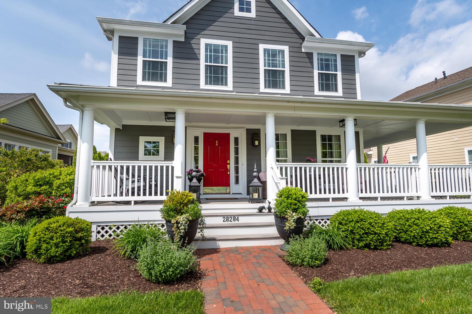 EASTON VILLAGE - Residential