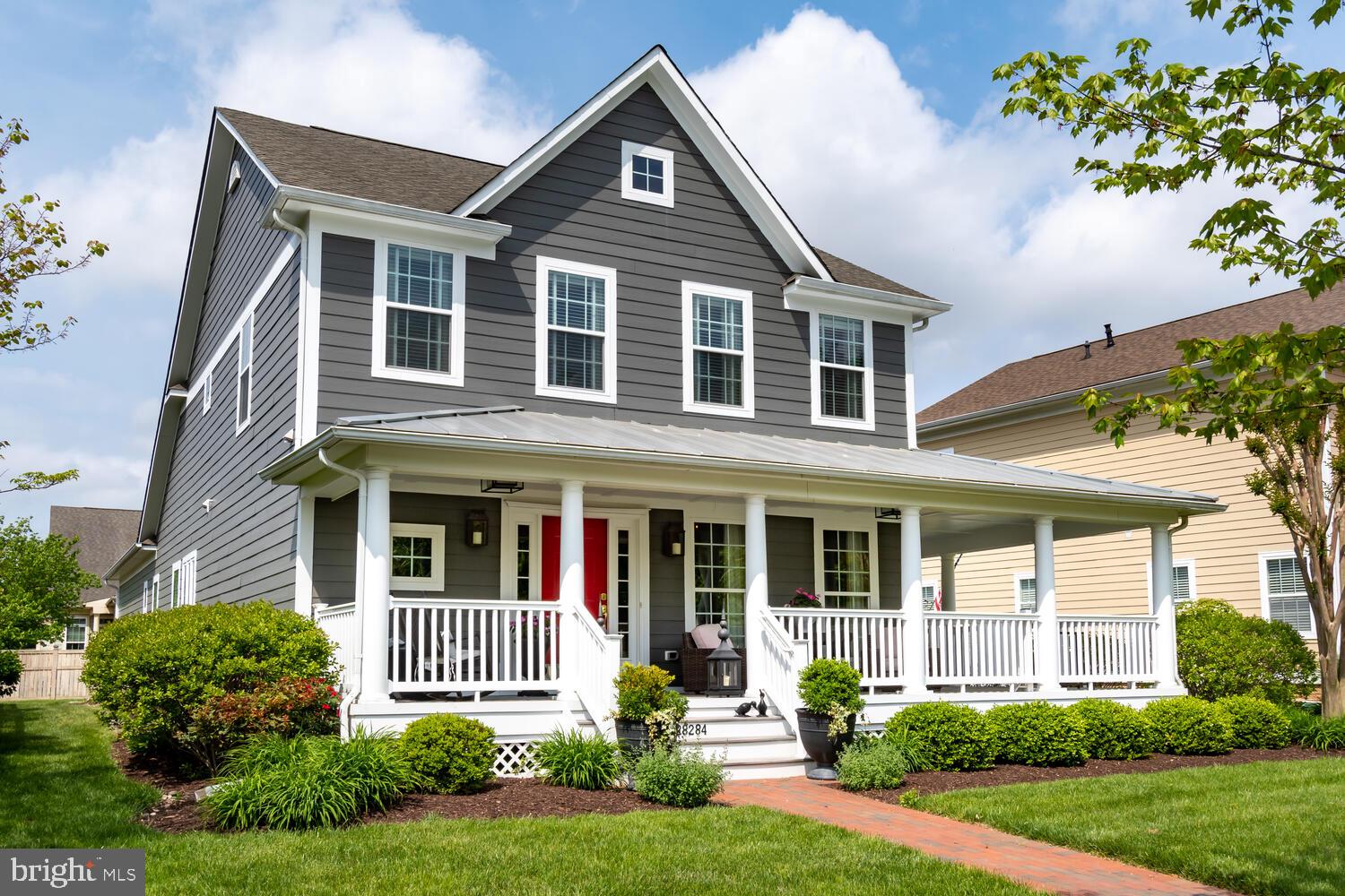 EASTON VILLAGE - Residential