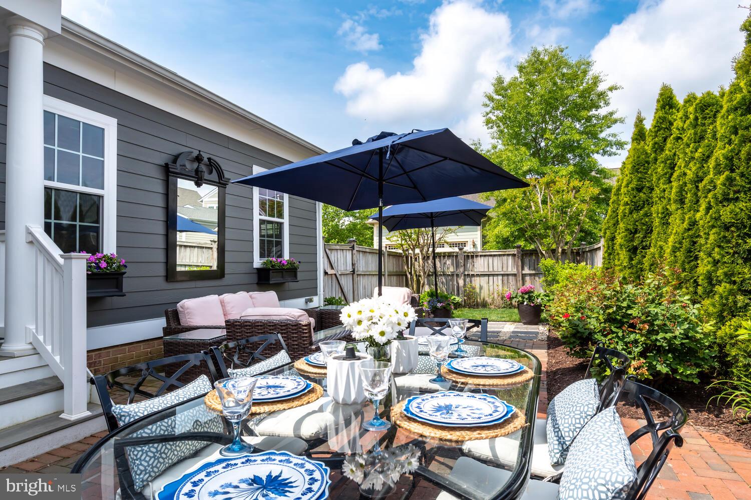 EASTON VILLAGE - Residential