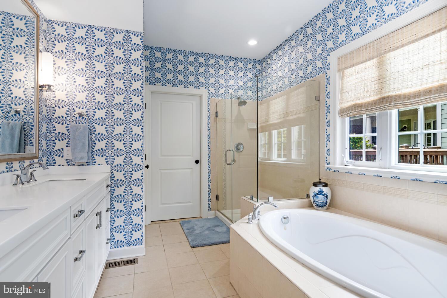 EASTON VILLAGE - Residential