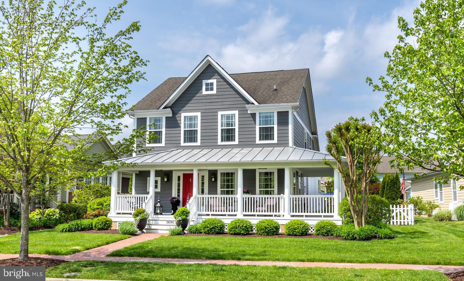 EASTON VILLAGE - Residential