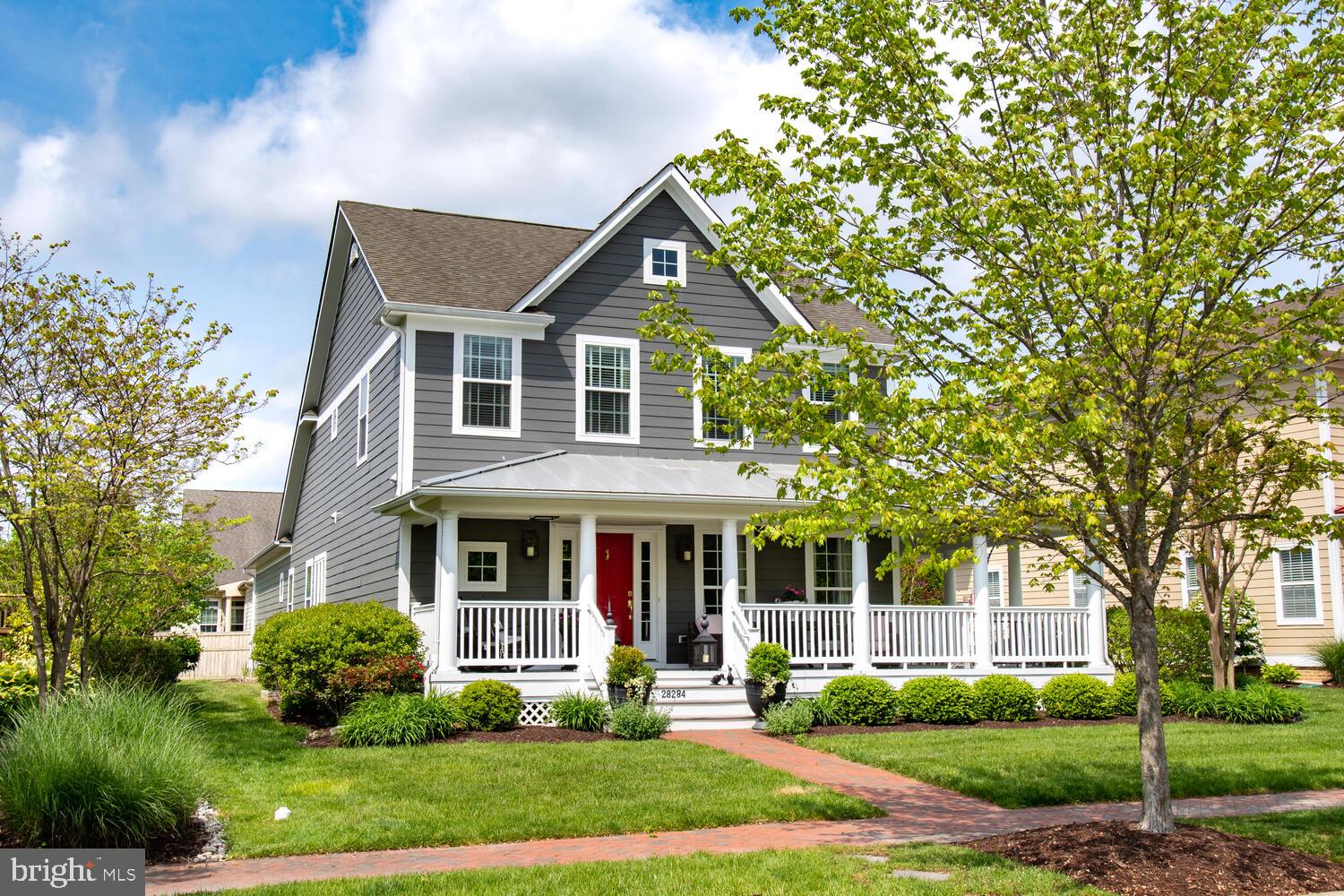 EASTON VILLAGE - Residential