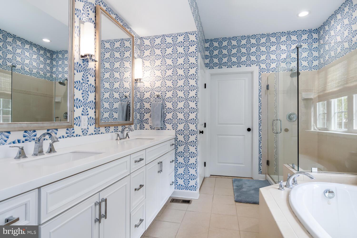 EASTON VILLAGE - Residential