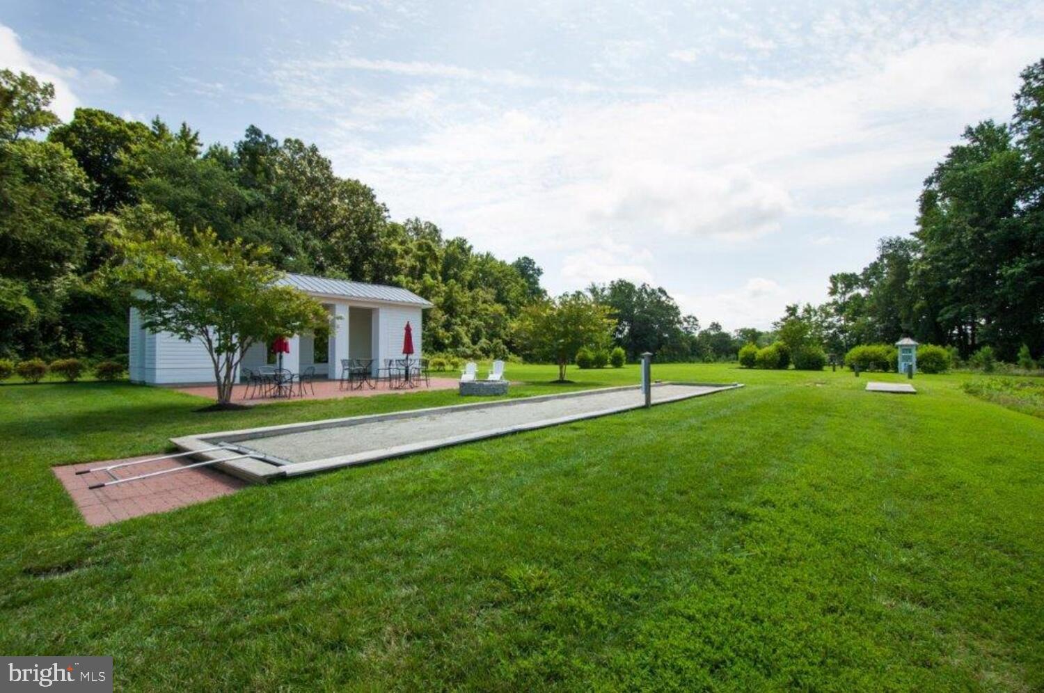 EASTON VILLAGE - Residential