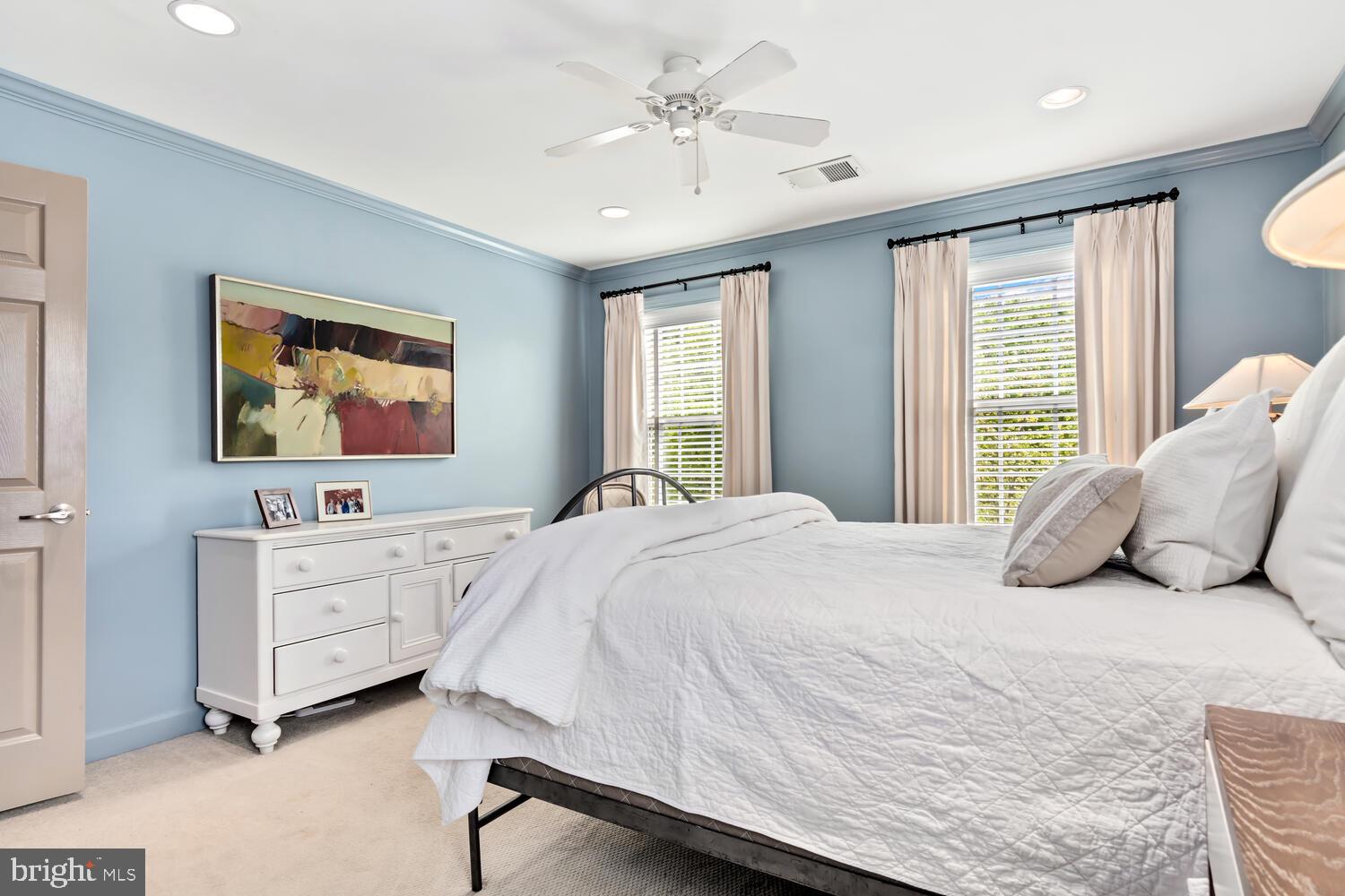 EASTON VILLAGE - Residential