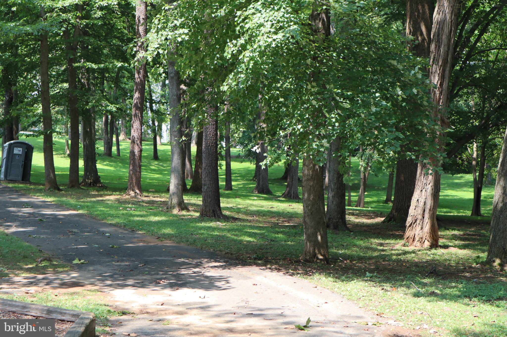 WHEATON WOODS - Residential Lease