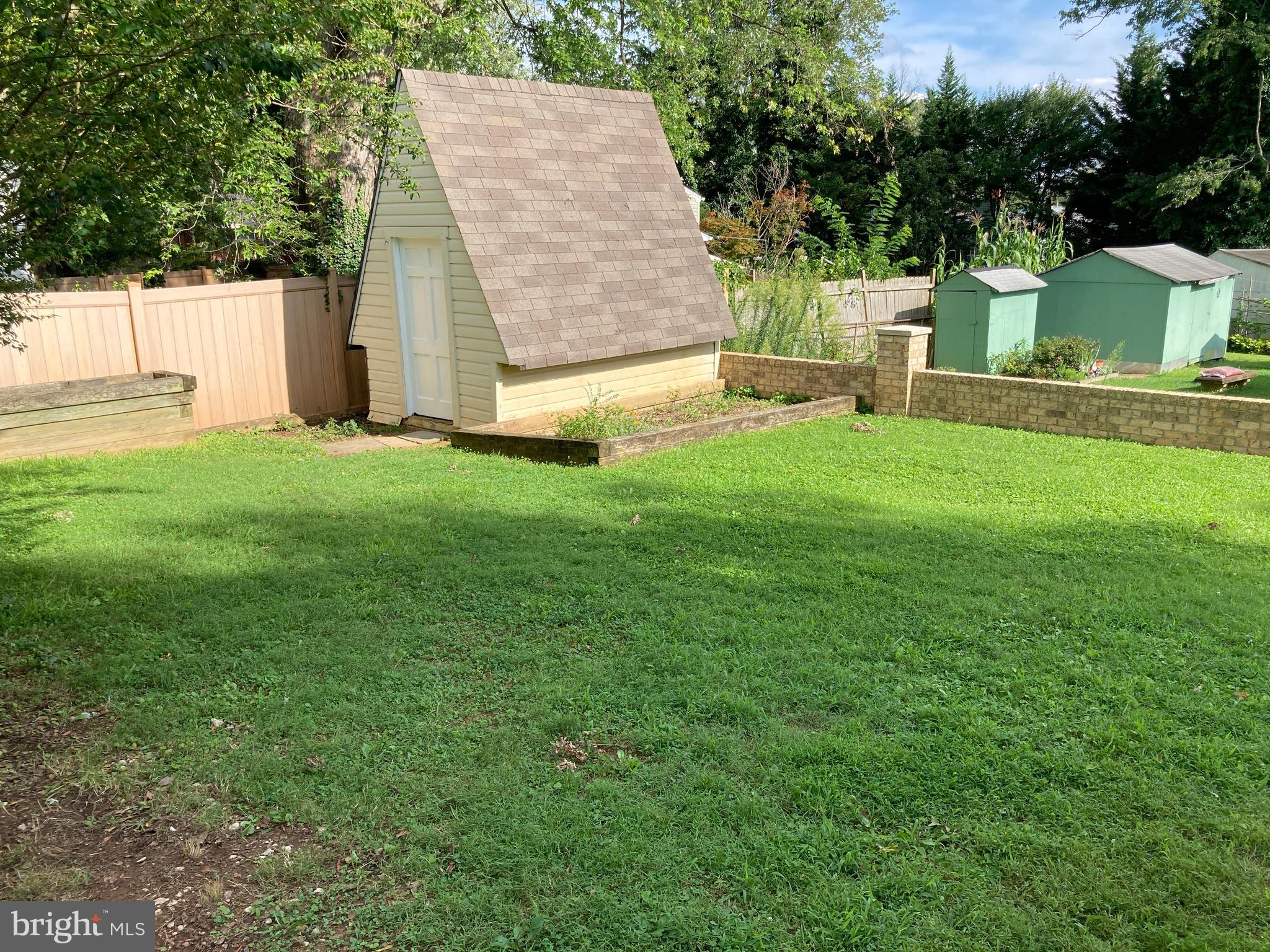 WHEATON WOODS - Residential Lease