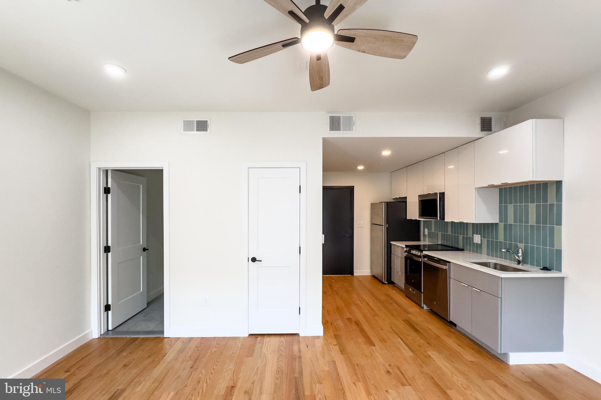 GREENMOUNT WEST - Residential Lease