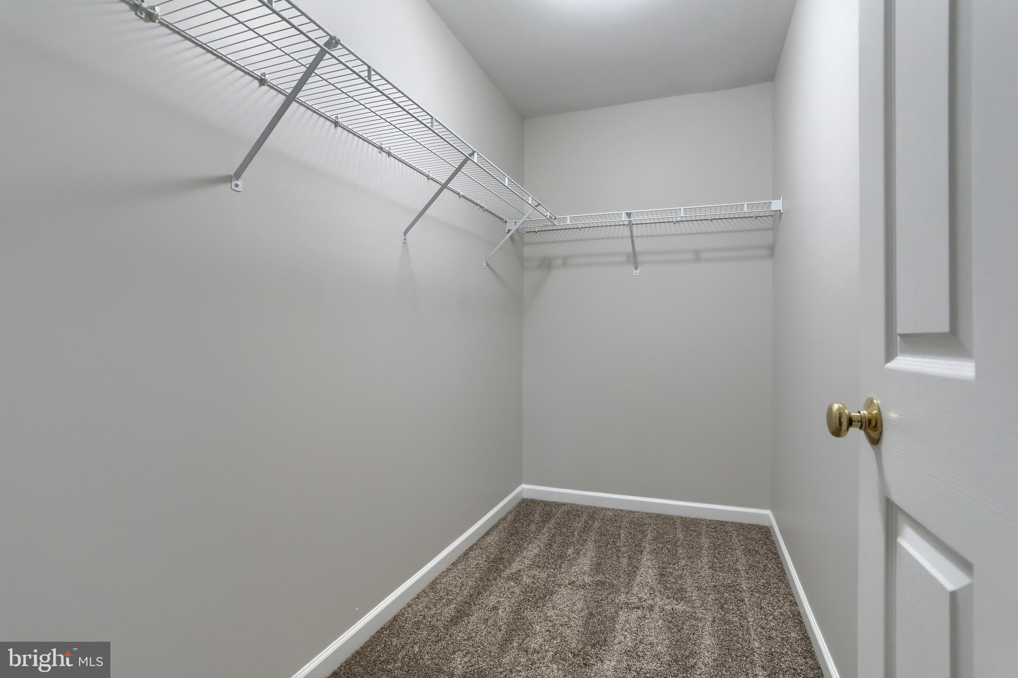 PINE VIEW - Residential